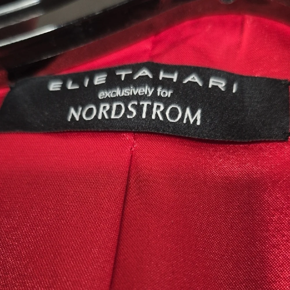 Elie Tahari Woman's Coral Suit and midi Skirt Size 10 - Picture 6 of 15